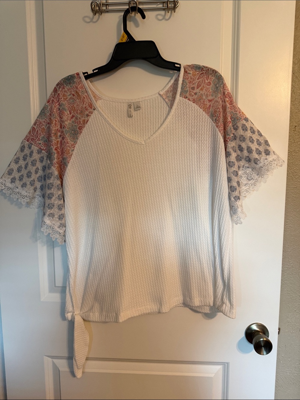 Cato White Thermal Top with Mixed-Print Lace Sleeves